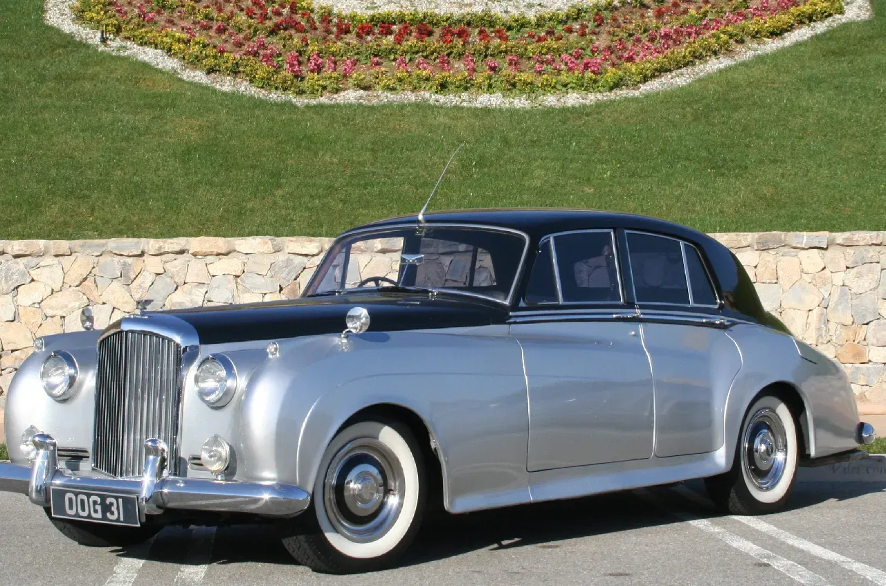 Silver 1957 Bentley SI for wedding car rental