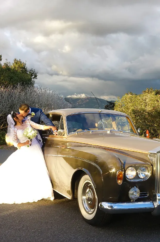 Gray 1963 Rolls-Royce Silver Cloud III exterior, photo 8 for wedding car rental