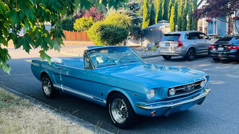 1966 Ford Mustang for wedding car rental