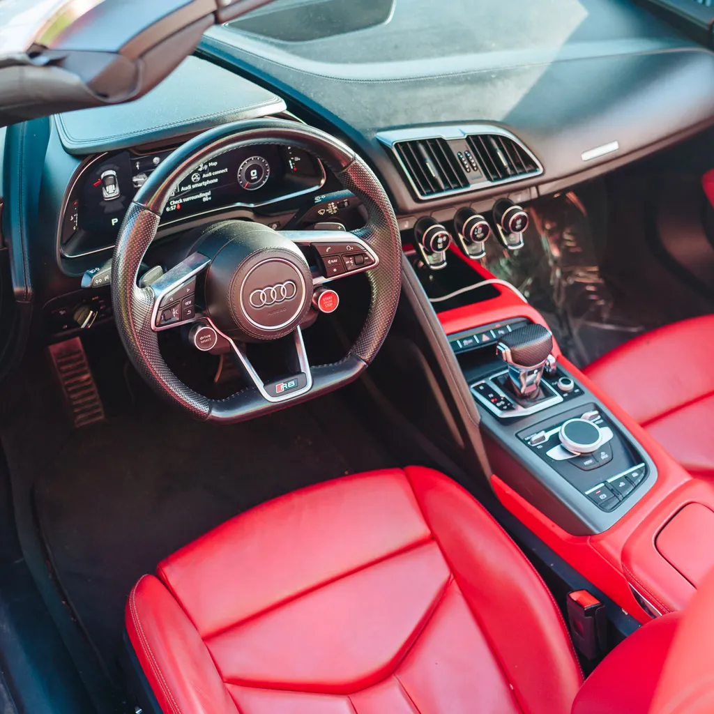 Silver 2022 Audi R8 V10 Spyder Iblis, photo 9 for sports car rental