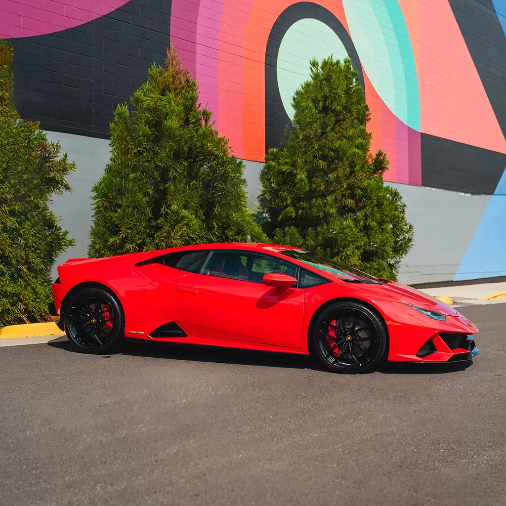Red 2022 Lamborghini Huracan EVO Rosso Mars, photo 5 for sports car rental