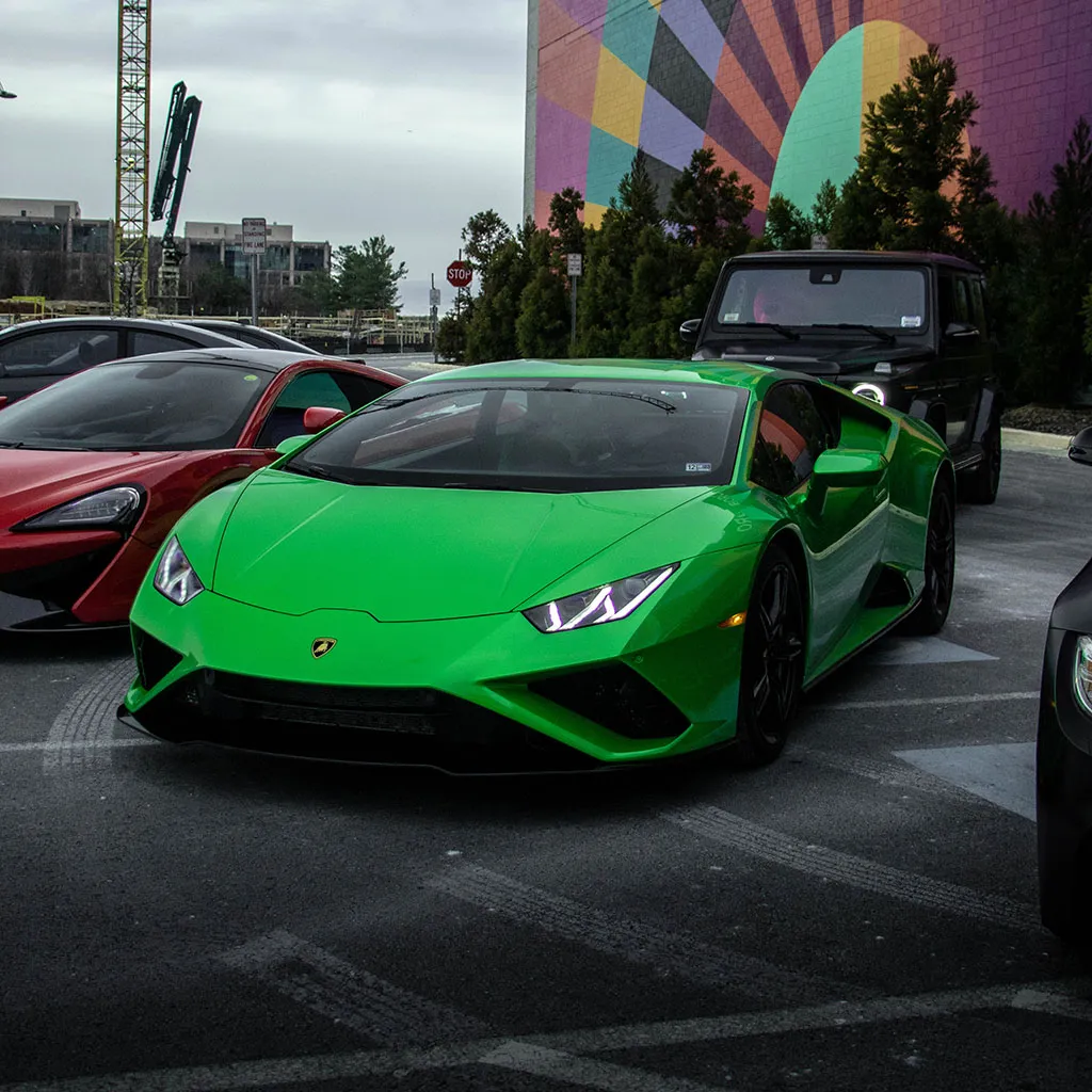 Green 2022 Lamborghini Huracan EVO Verde Mantis, photo 10 for sports car rental