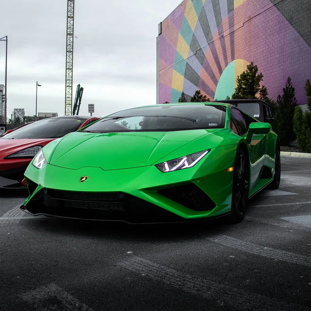 Green 2022 Lamborghini Huracan EVO Verde Mantis, photo 12 for sports car rental