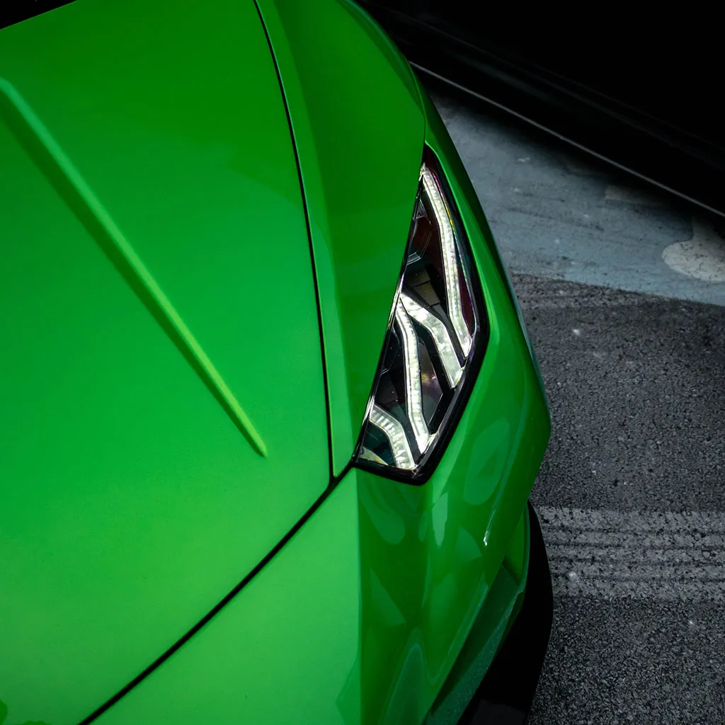 Green 2022 Lamborghini Huracan EVO Verde Mantis, photo 4 for sports car rental