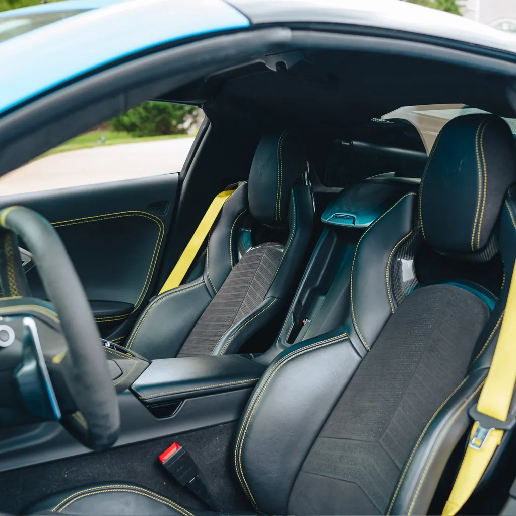 Blue 2023 Corvette C8 3LT Convertible, photo 2 for sports car rental