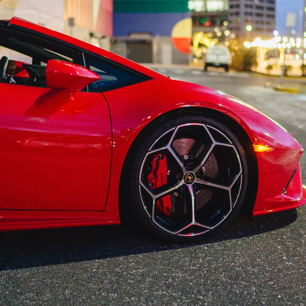 Red 2023 Lamborghini Huracan EVO SPYDER Fully Loaded, photo 3 for sports car rental