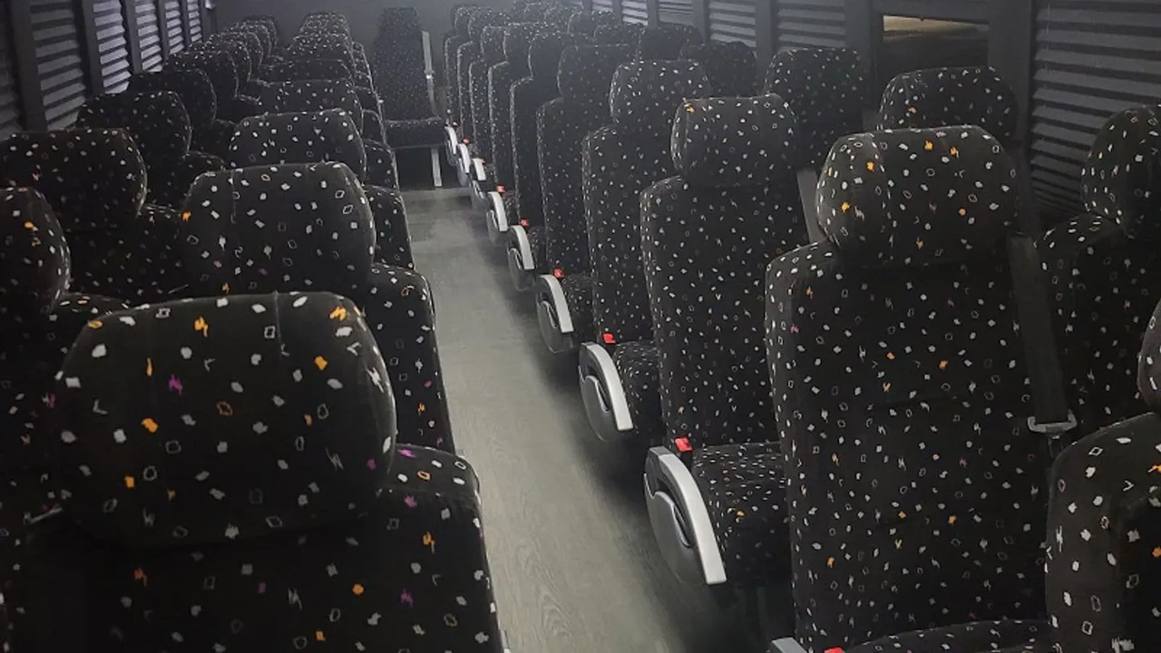 45 Passenger Luxury Motor Coach 45 Passenger Luxury Motor Coach for charter bus rental