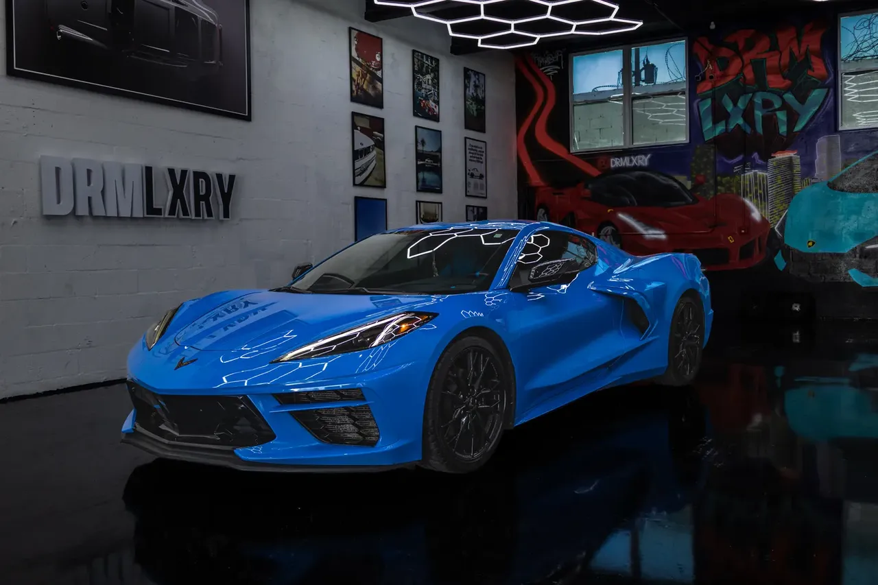Blue Chevrolet Corvette Stingray Coupe for sports car rental