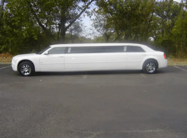 C300 Limousine outside, white – tinted windows