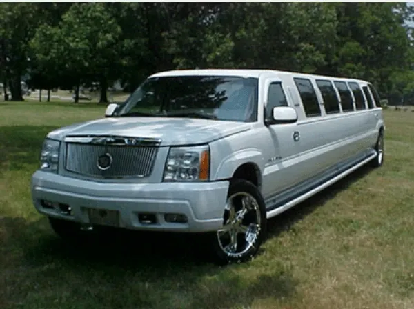 Cadillac Escalade Limousine, white – for rent