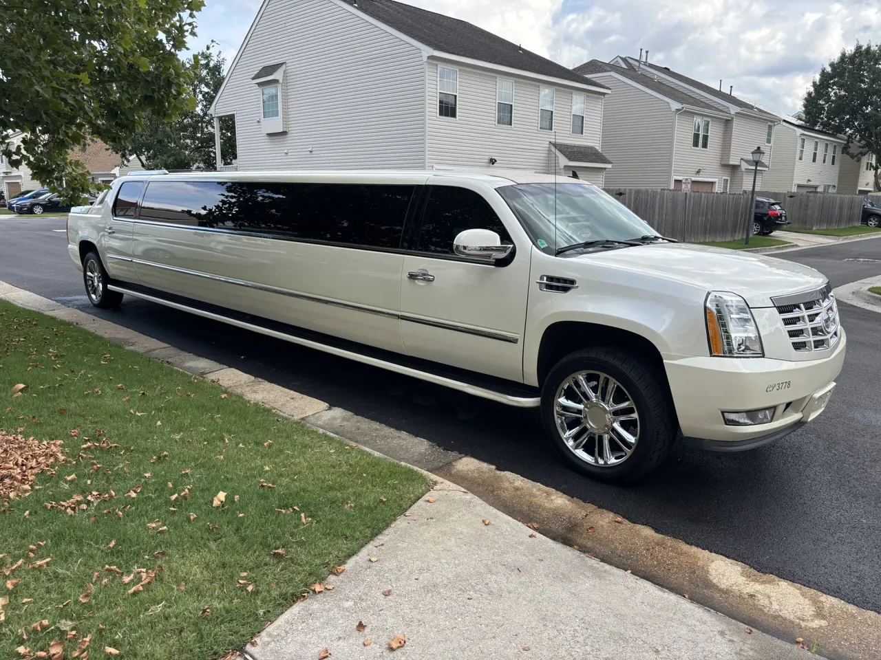 Cadillac Escalade Limousine — 16 Passengers Cadillac Escalade Limousine — 16 Passengers for limo rental