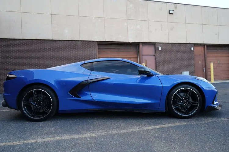 Chevrolet Corvette C8 Stingray — Self Drive, photo 3 for sports car rental