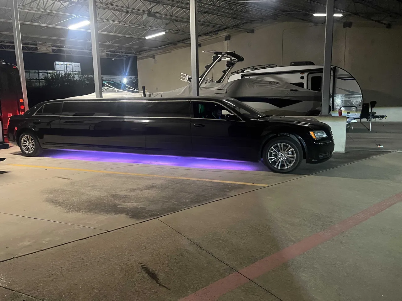 Black Chrysler Limo for limo rental Black Chrysler Limo for limo rental