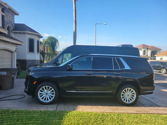 Black Escalade Limousines for limo rental