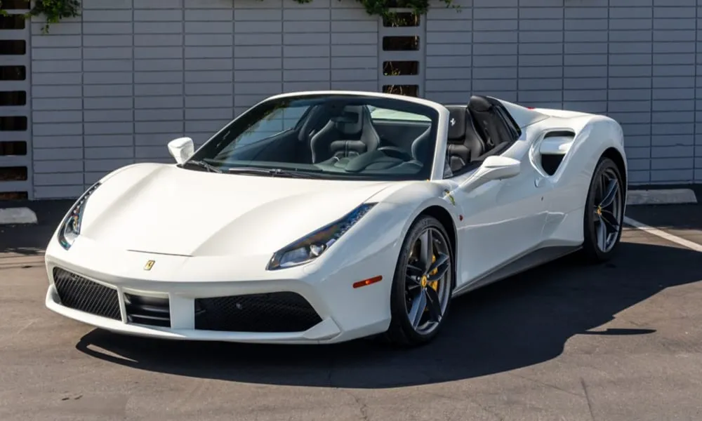 Ferrari 488 Spider, white – for rent