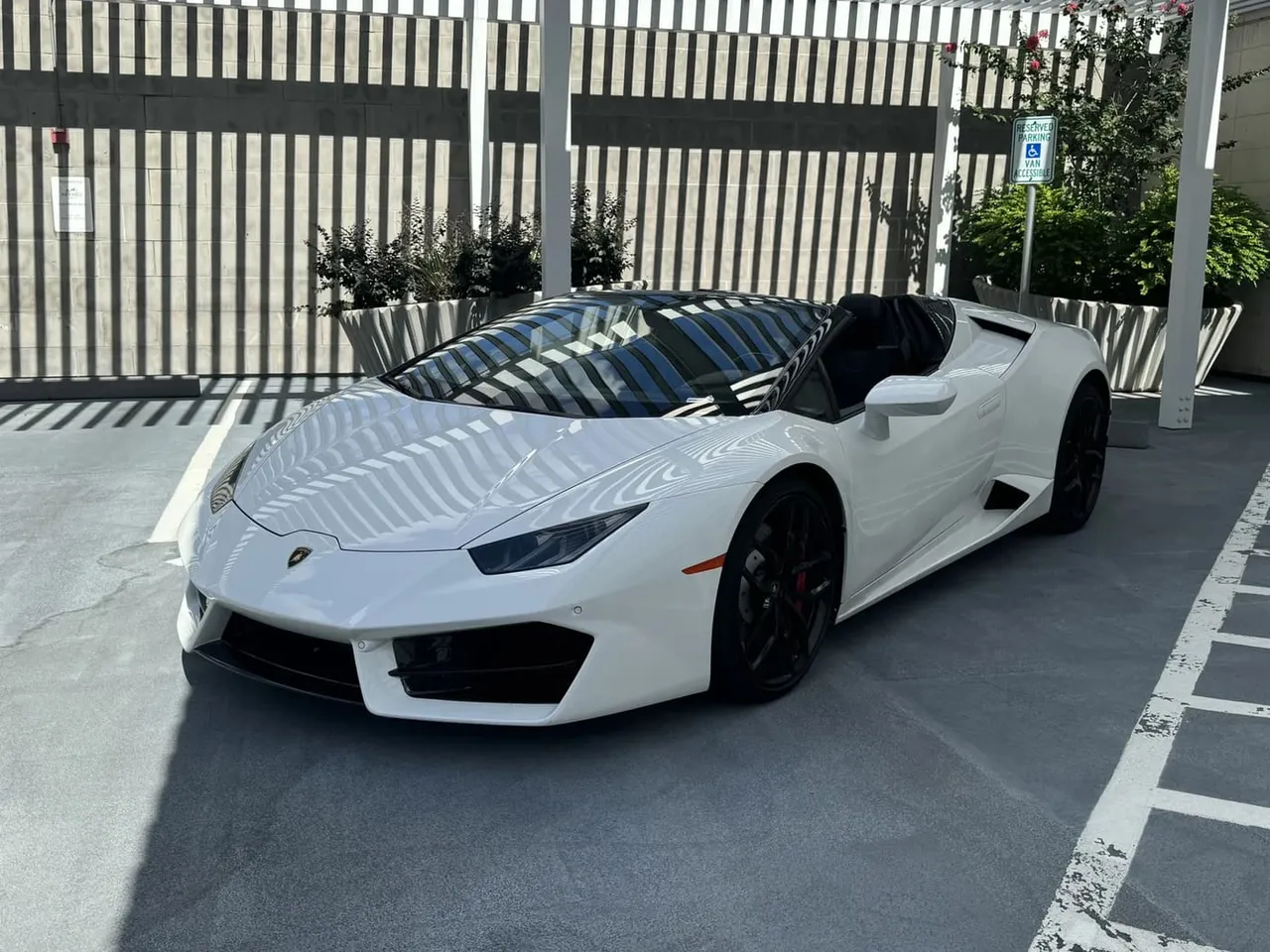 Lamborghini HuracáN Spyder, white (3)