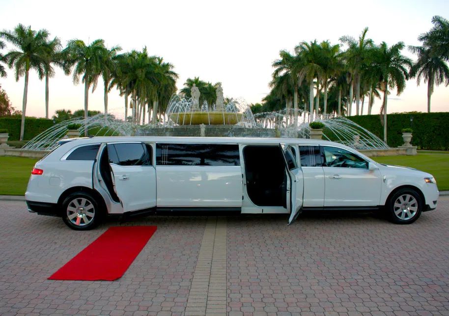 Lincoln MKT Stretch Limousine for limo rental