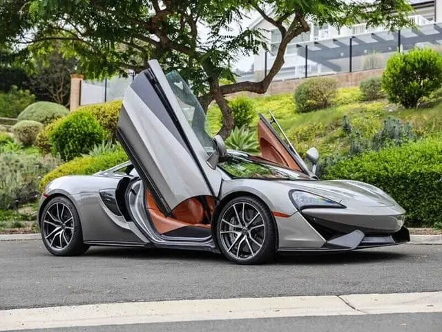 McLaren 570S, silver (2)
