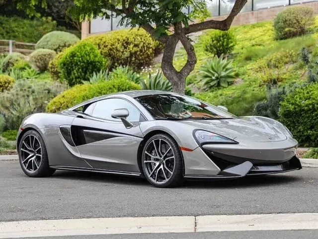 McLaren 570S, silver (5)