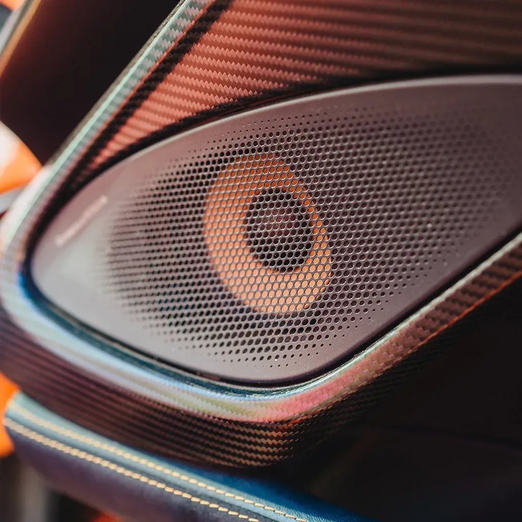 Orange McLaren 570S Ventura, photo 11 for sports car rental