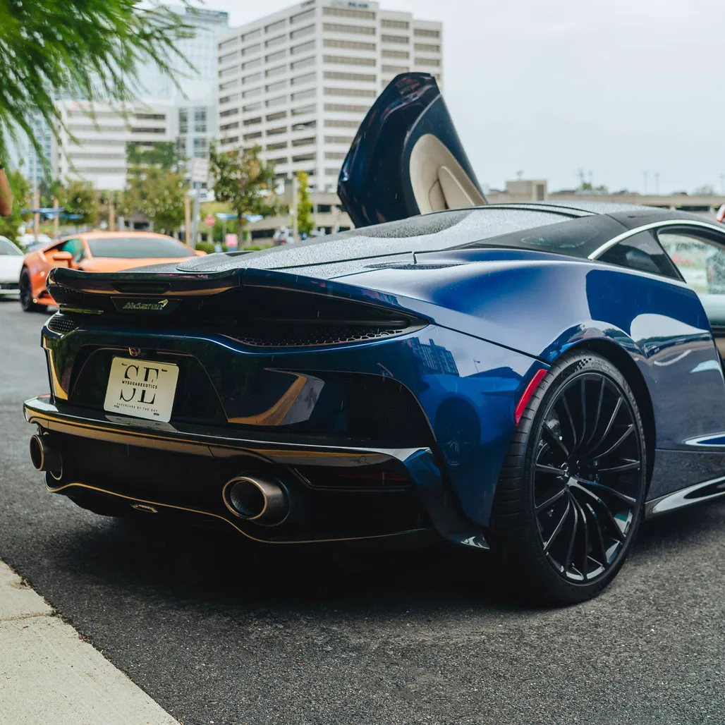 McLaren GT Aurora Blue, photo 10 for sports car rental