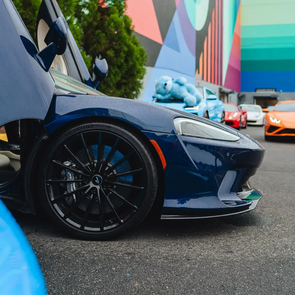McLaren GT Aurora Blue, photo 11 for sports car rental