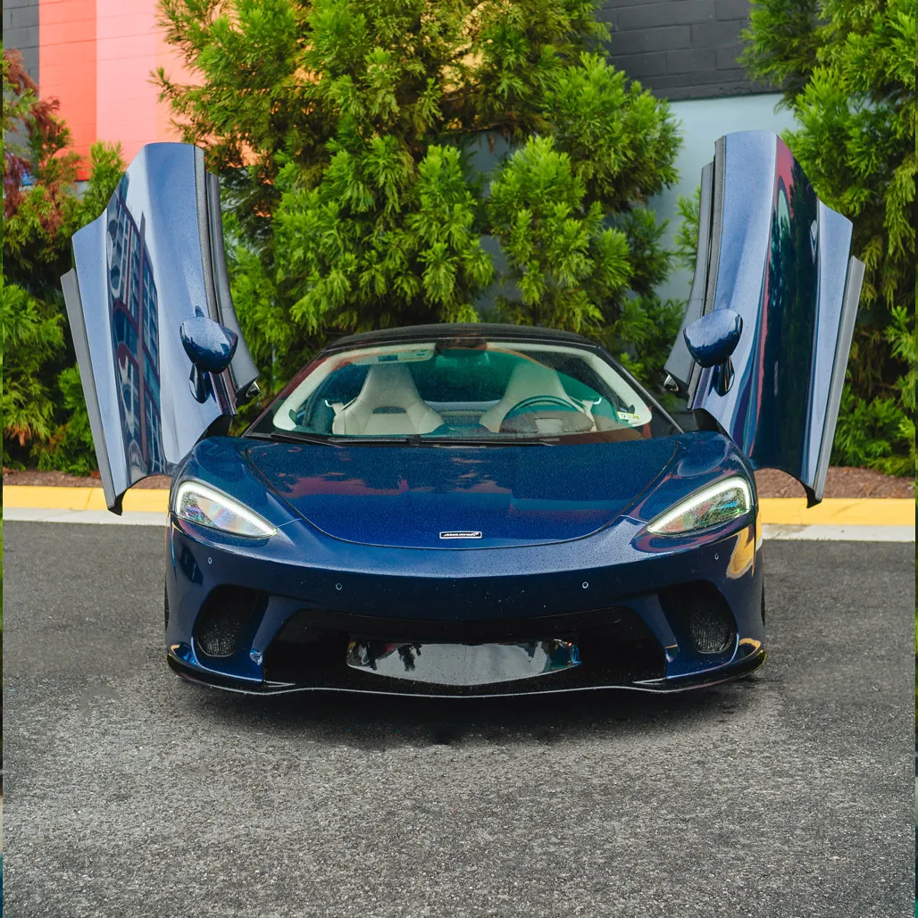 McLaren GT Aurora Blue, photo 2 for sports car rental