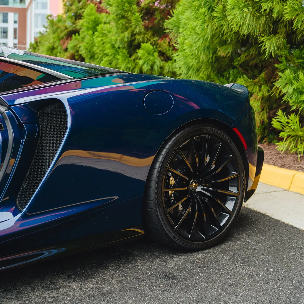 McLaren GT Aurora Blue, photo 8 for sports car rental