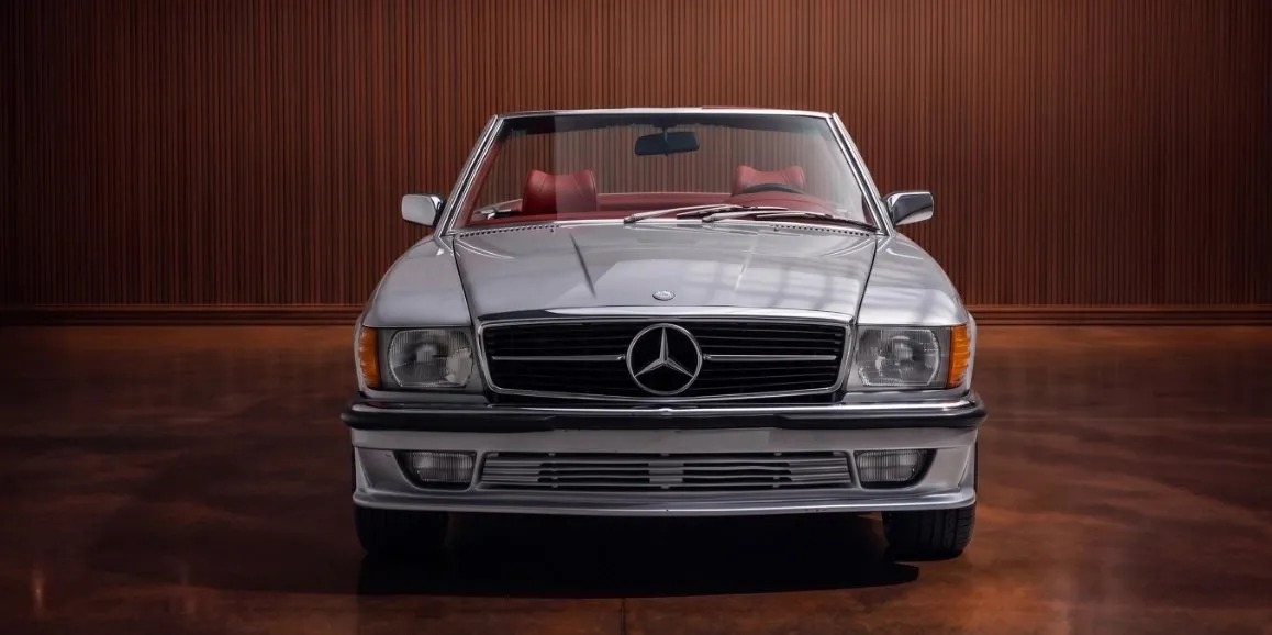 Silver Mercedes Benz 450 SL exterior with convertible roof, photo 3 for wedding car rental