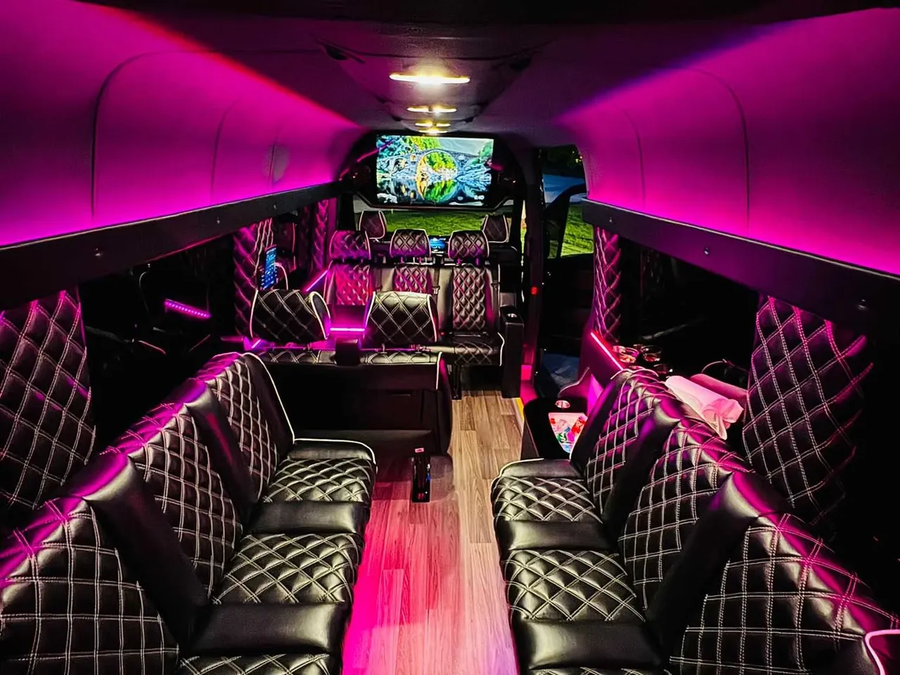 Mercedes-Benz Executive Sprinter, black (2)