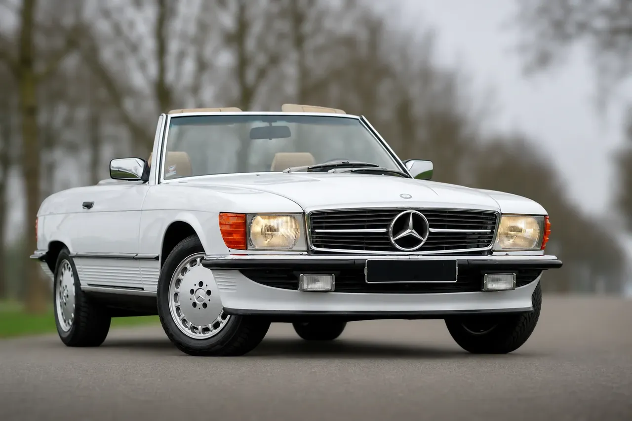 Mercedes-Benz SL 450 R107 Convertible — Self Drive Mercedes-Benz SL 450 R107 Convertible — Self Drive for sports car rental