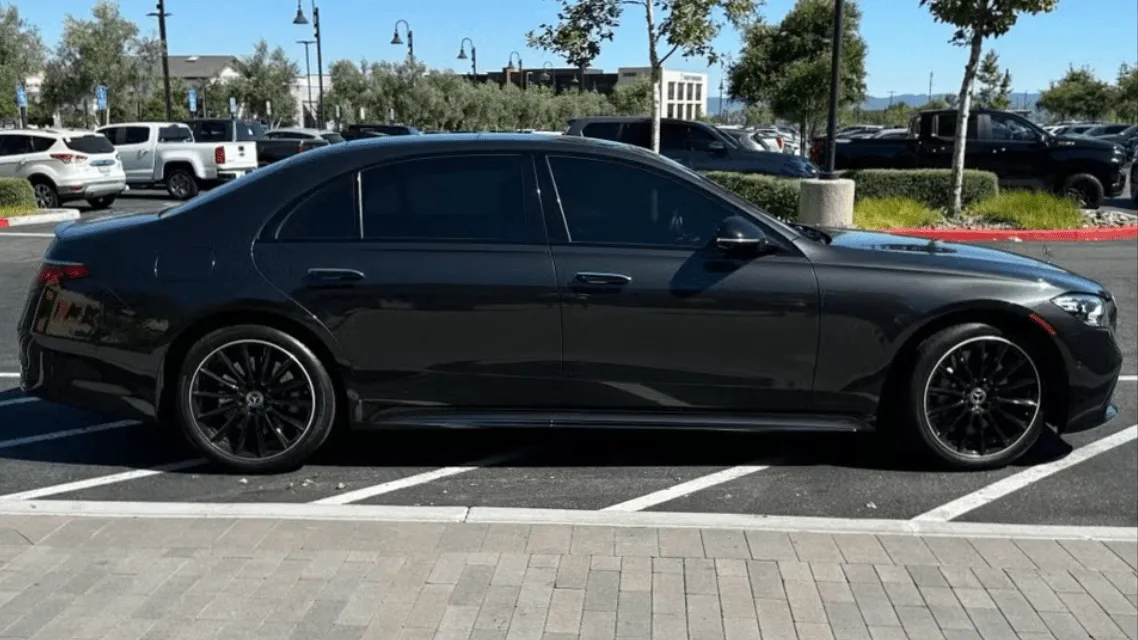 Black Mercedes S Class for wedding car rental