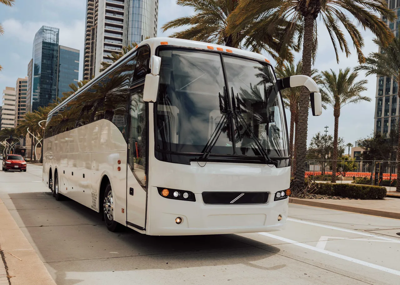 56 Passenger Motor Coach White 56 Passenger Motor Coach for charter bus rental