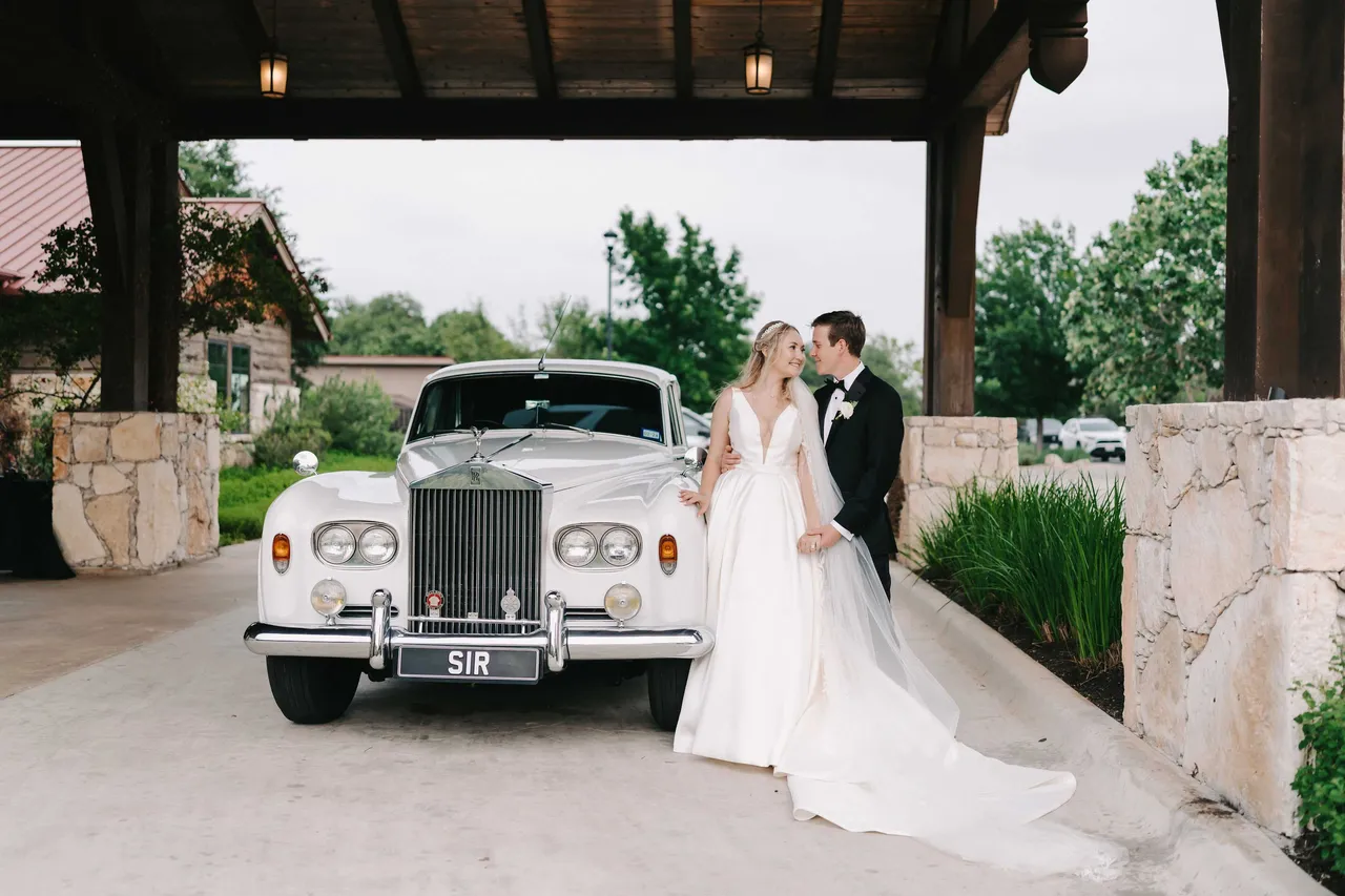 White Rolls Royce exterior, photo 3 for wedding car rental