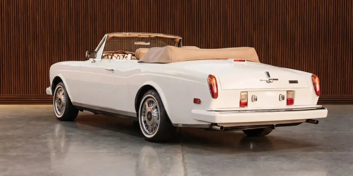 White Rolls Royce Corniche 1975 exterior with convertible roof, photo 3 for wedding car rental