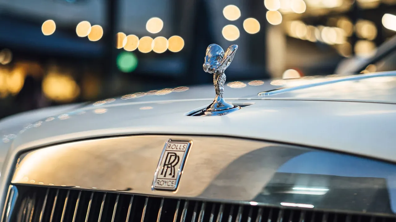 Rolls-Royce Ghost, white (3)