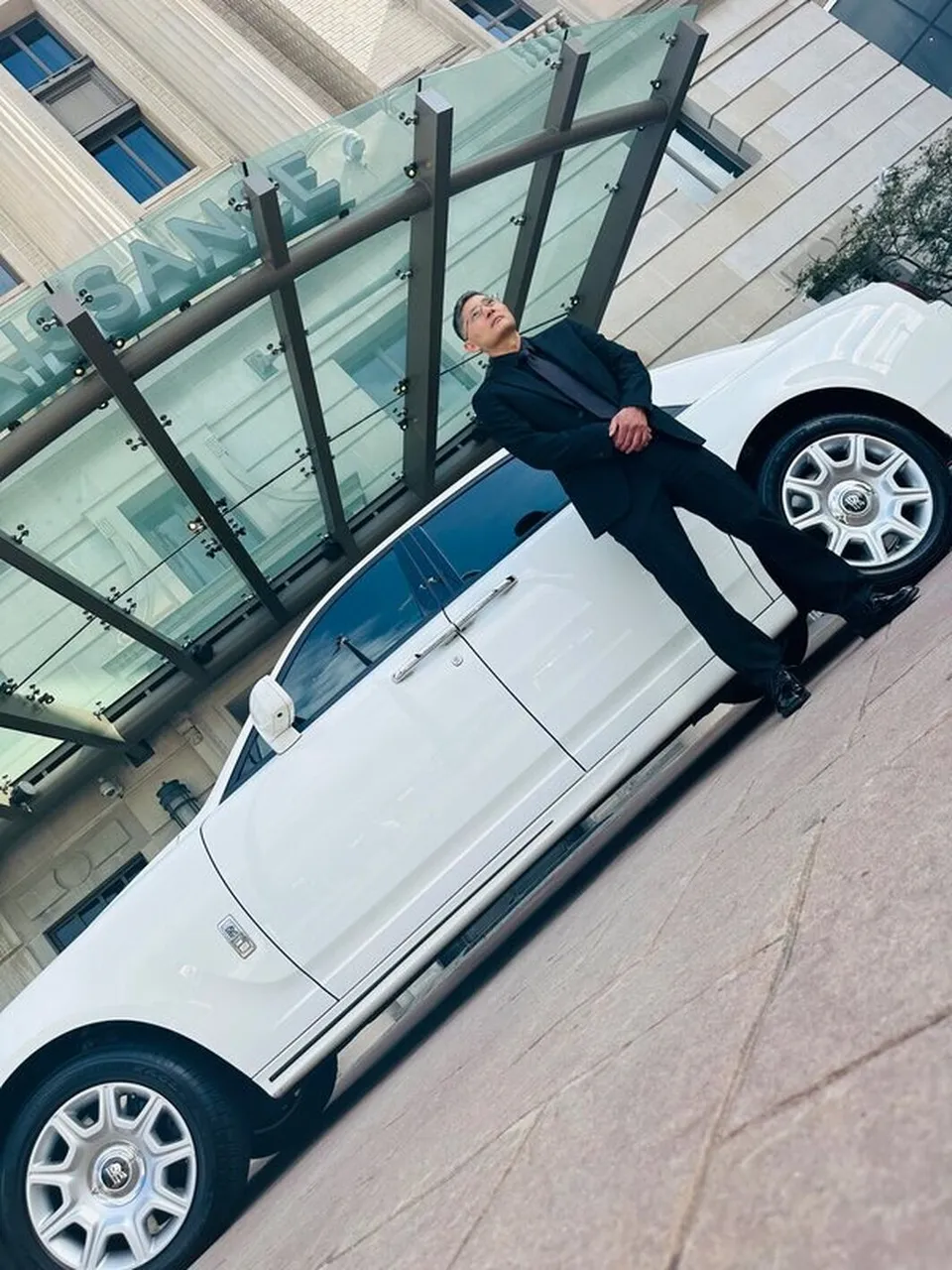 White Rolls Royce Ghost Sedan exterior for wedding car rental