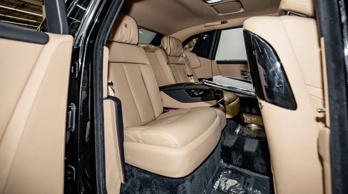 Rolls-Royce Phantom (2)