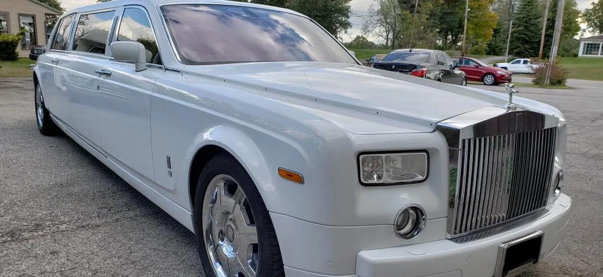 Rolls Royce Phantom Stretch Limousine White Rolls Royce Phantom Stretch Limousine for limo rental